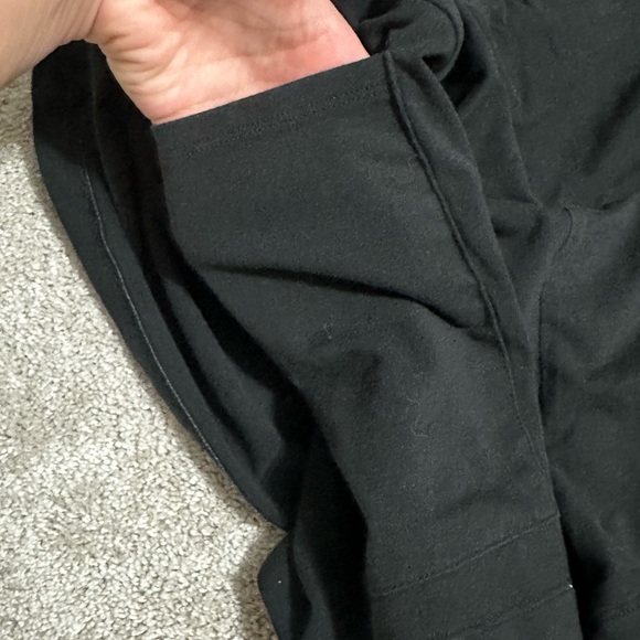 Black Skirt (Victoria’s secret pink) - Picture 5 of 7